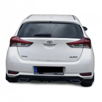 Toyota Auris Yeni Kasa Difüzör (Plastik)